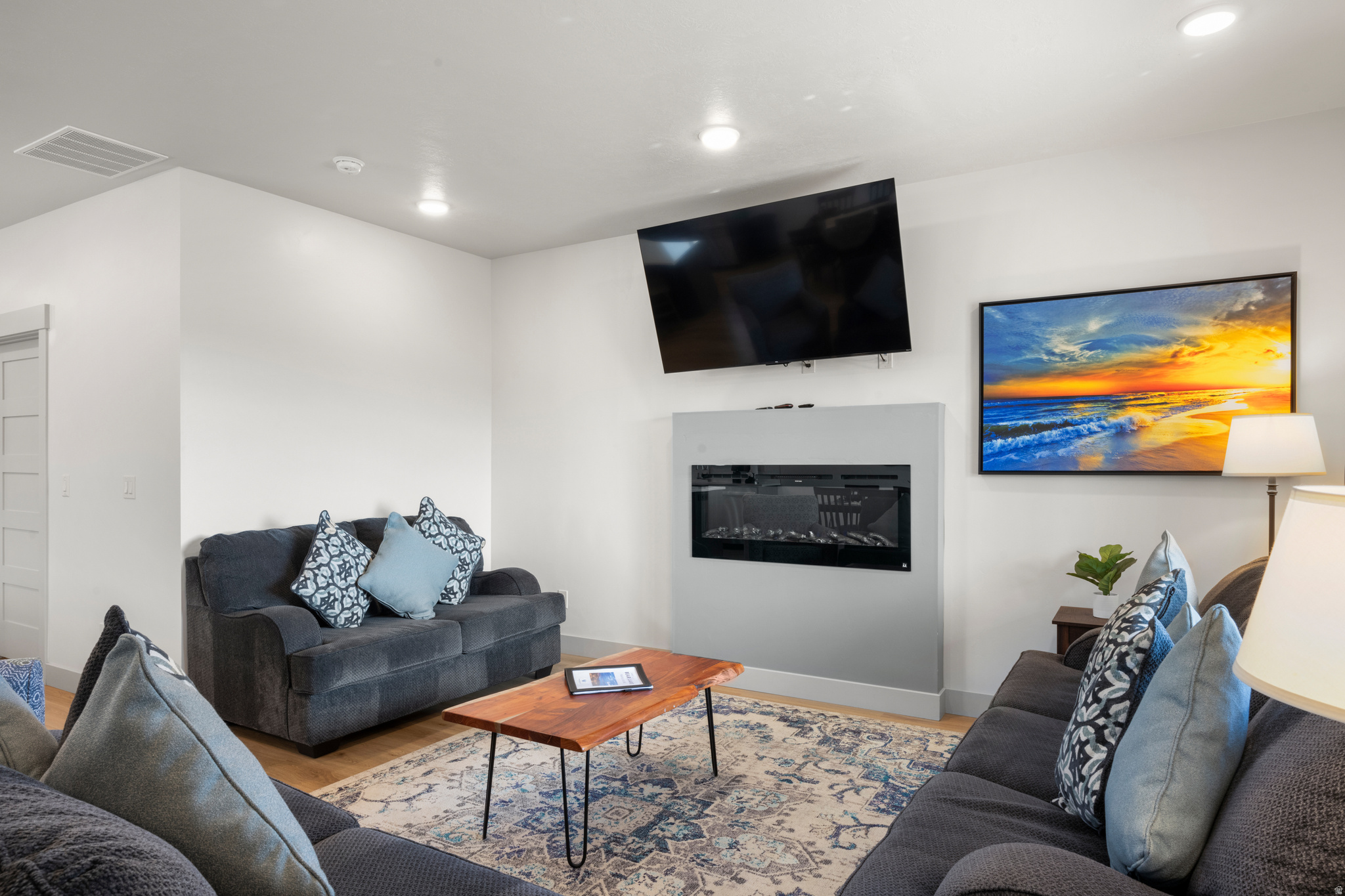 WATERDANCE - Residential