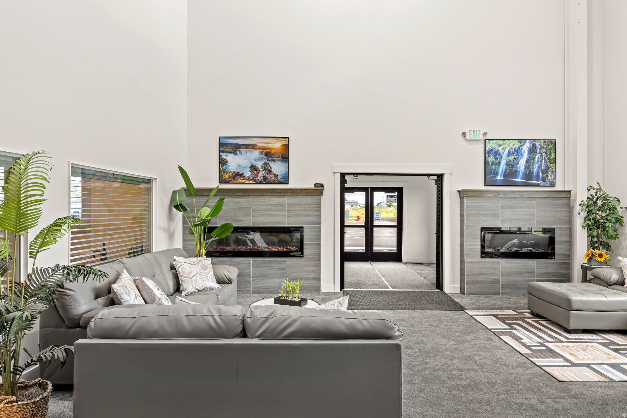 WATERDANCE - Residential