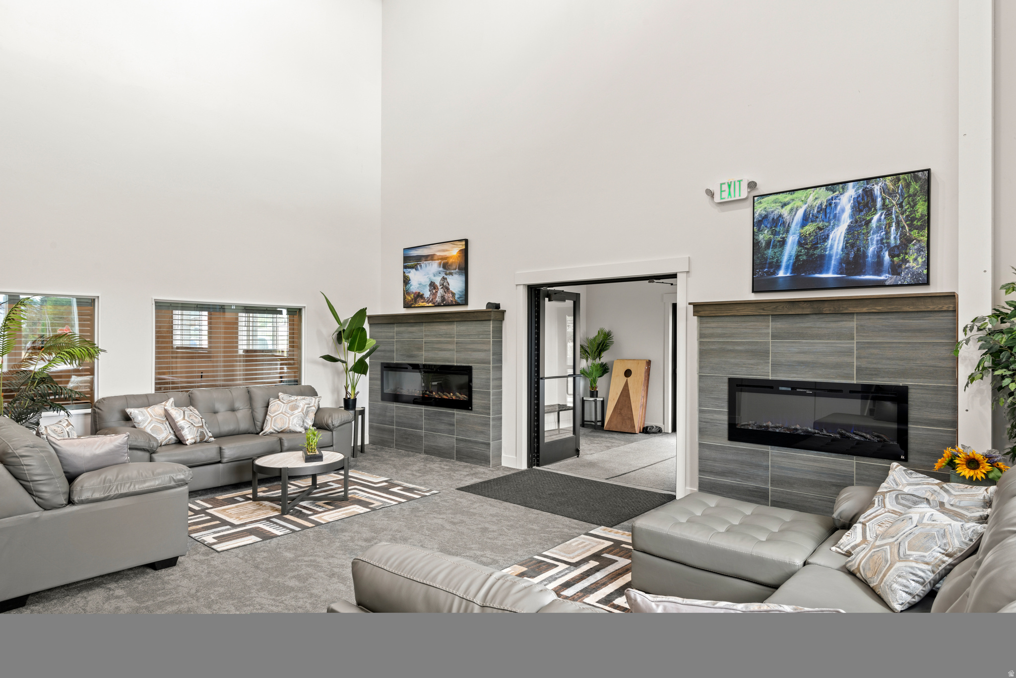 WATERDANCE - Residential