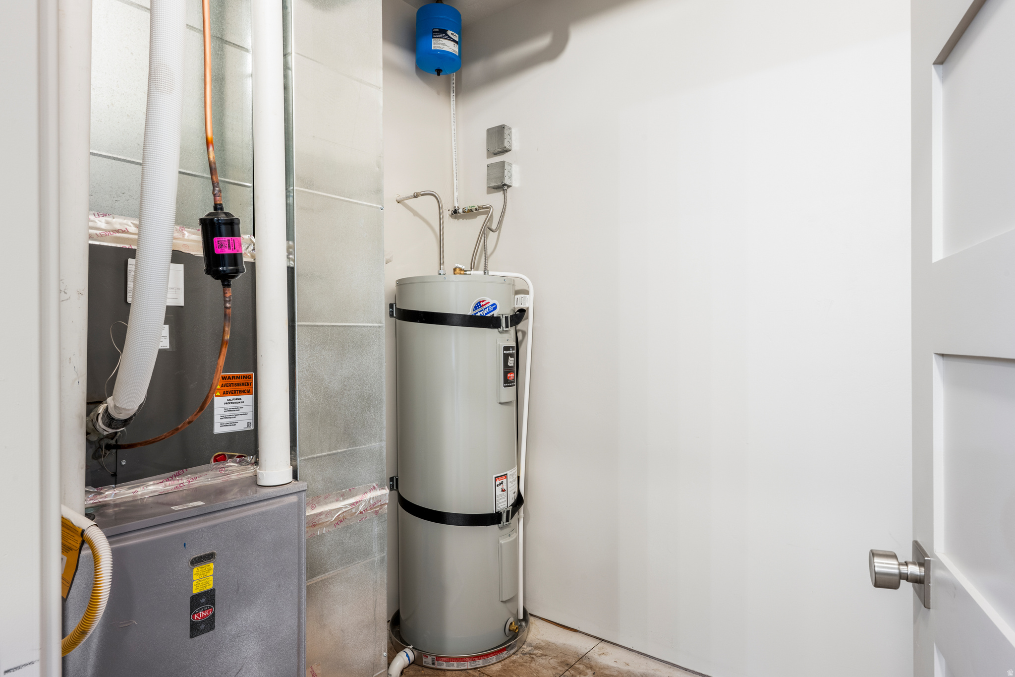 WATERDANCE - Residential