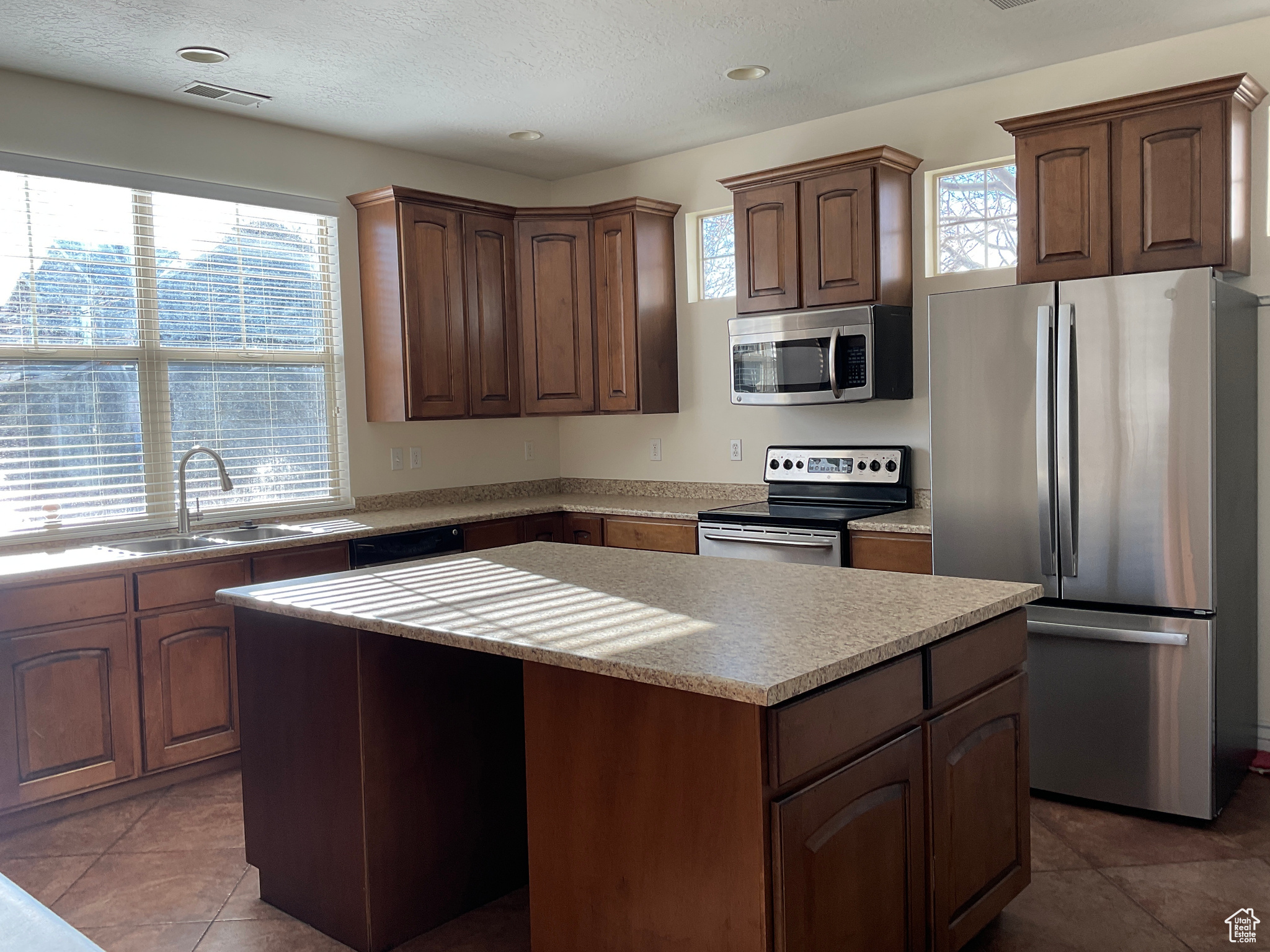 1036 N Darcy Dr, North Salt Lake, Utah image 38