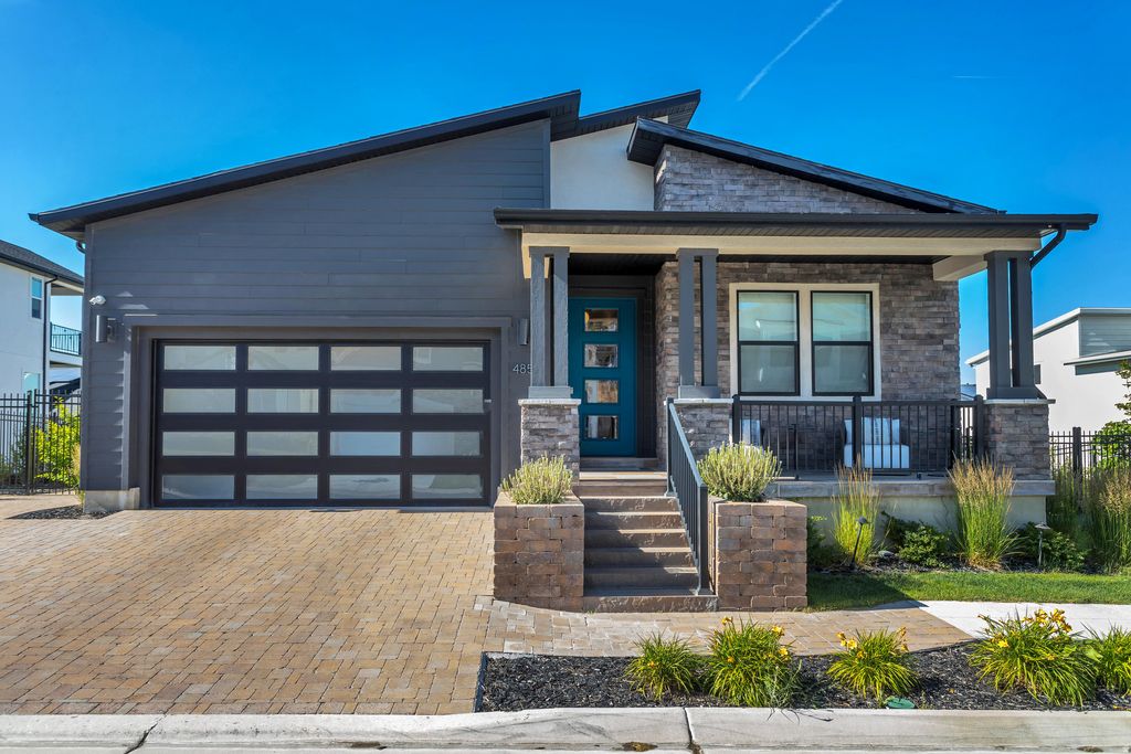 Photo of 4852 W UPPER BEND DR, Herriman, UT 84096 (MLS # 2155835)