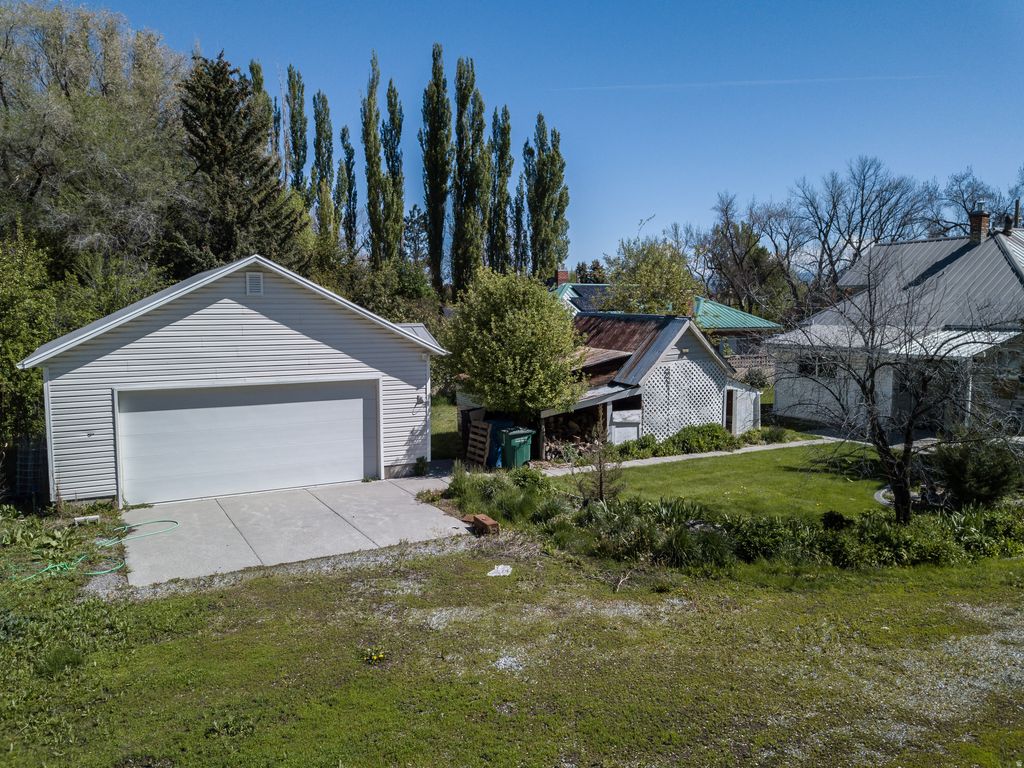 Photo of 29 N 200 E, Wellsville, UT 84339 (MLS # 2155961)