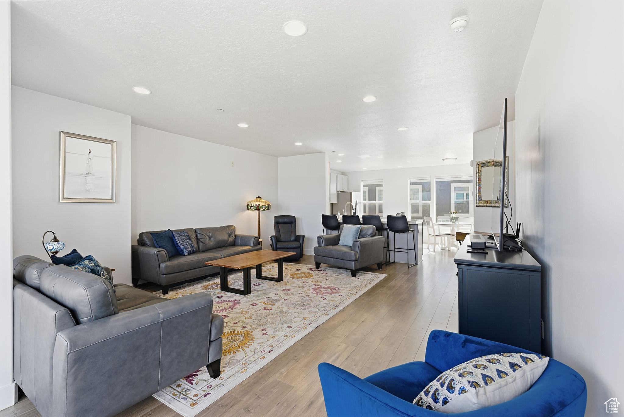 MUIRHOUSE - Residential