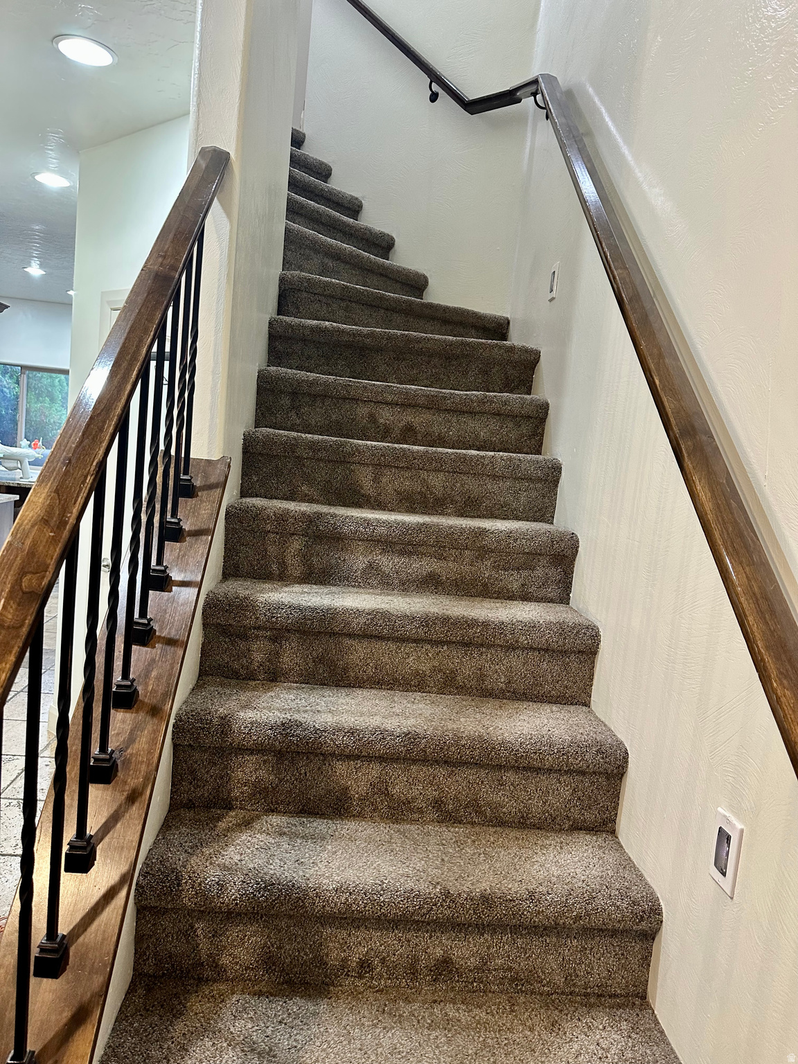 SOUTHGATE TOWNHOMES - Residential