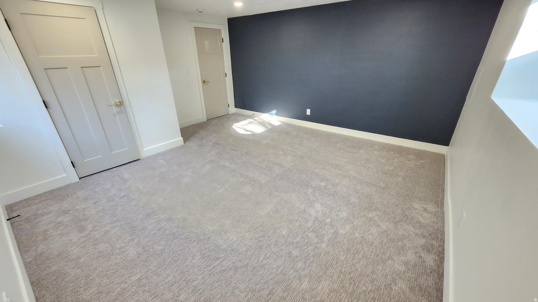 SOMERSET ESTATES - Residential