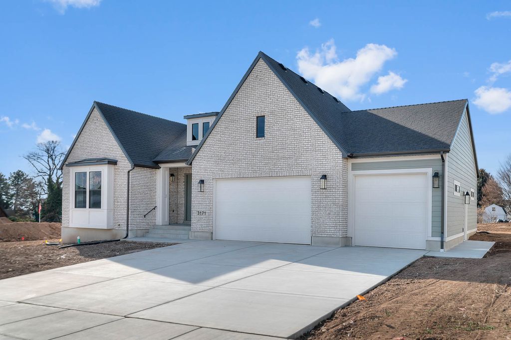 Photo of 3171 N 275 W, Pleasant View, UT 84414 (MLS # 2148059)