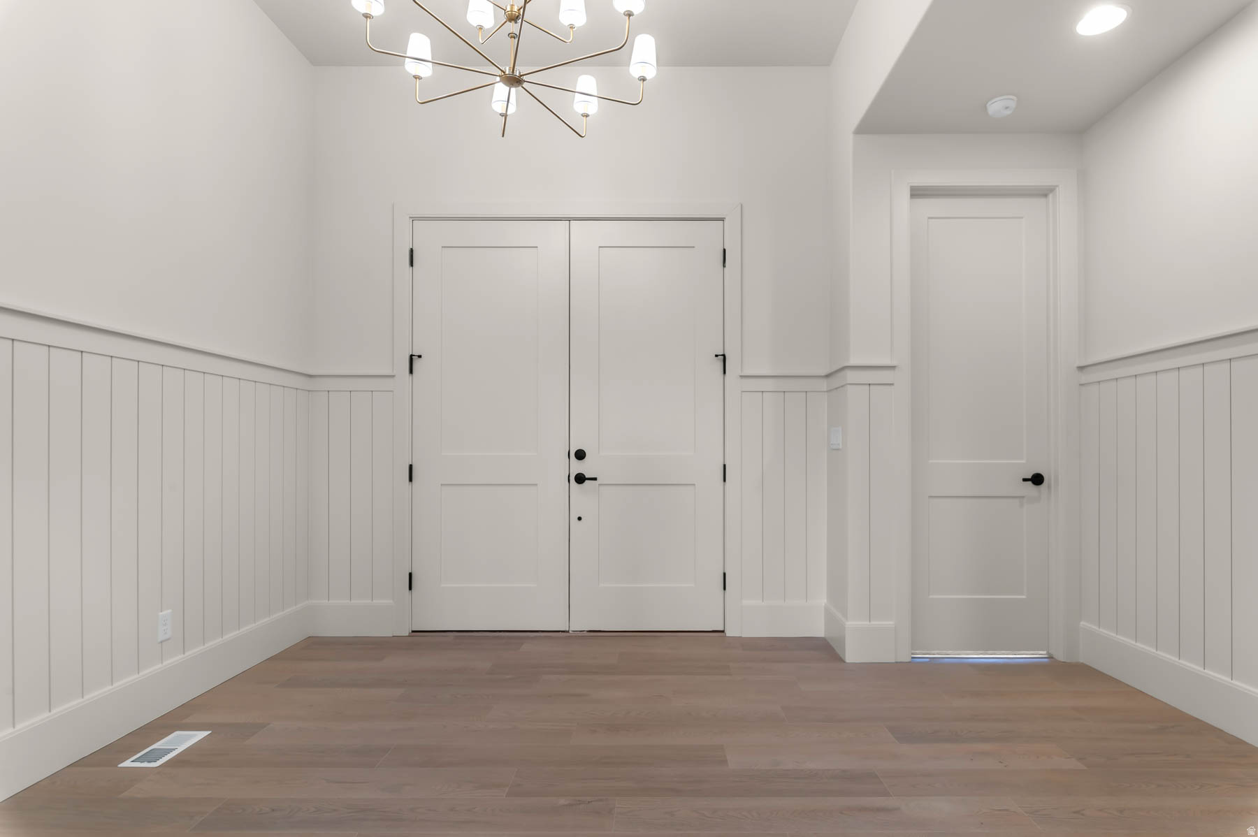 WEBER VIEW 221 - Residential