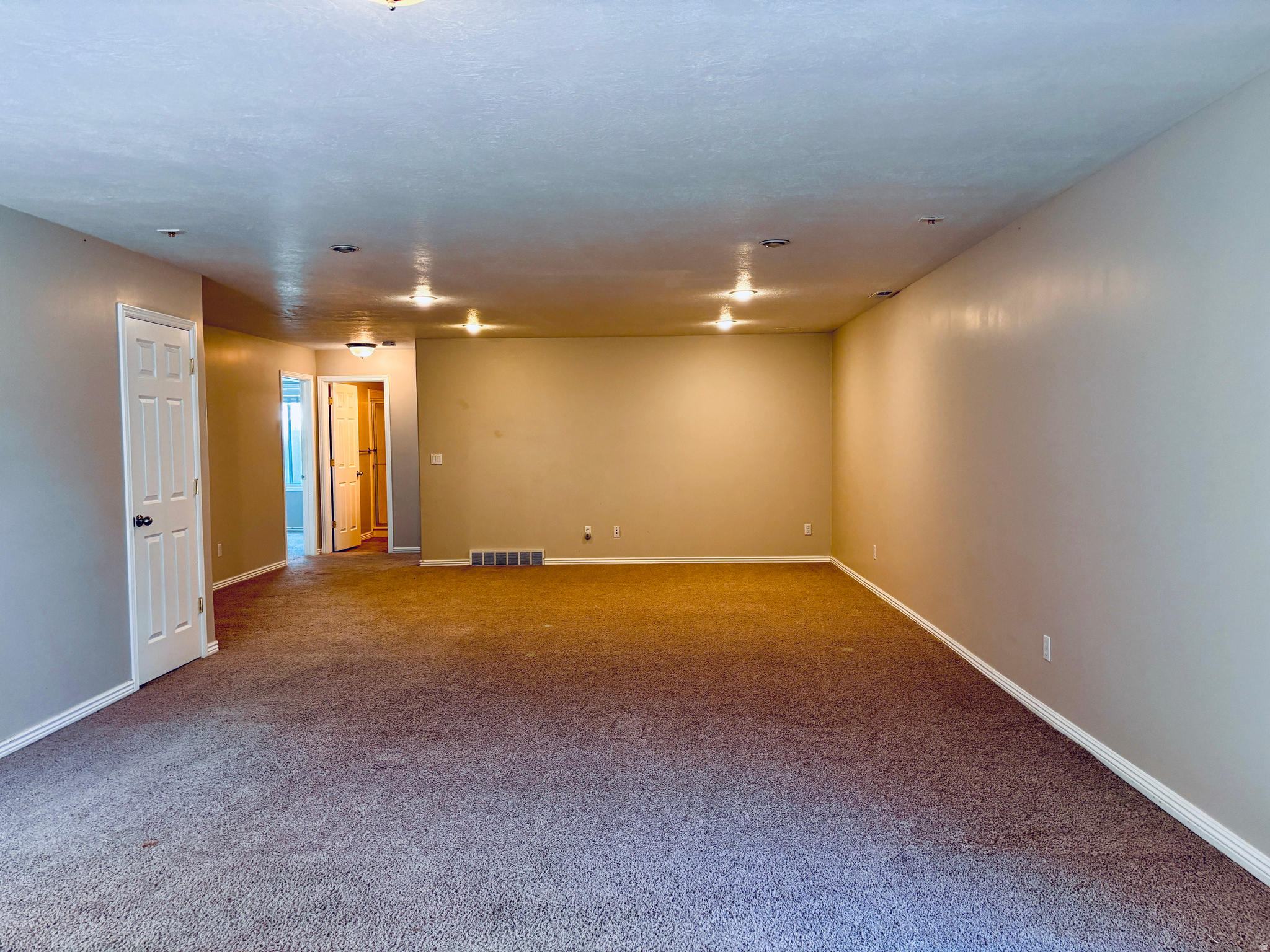 PINERIDGE ESTATES SUBD - Residential