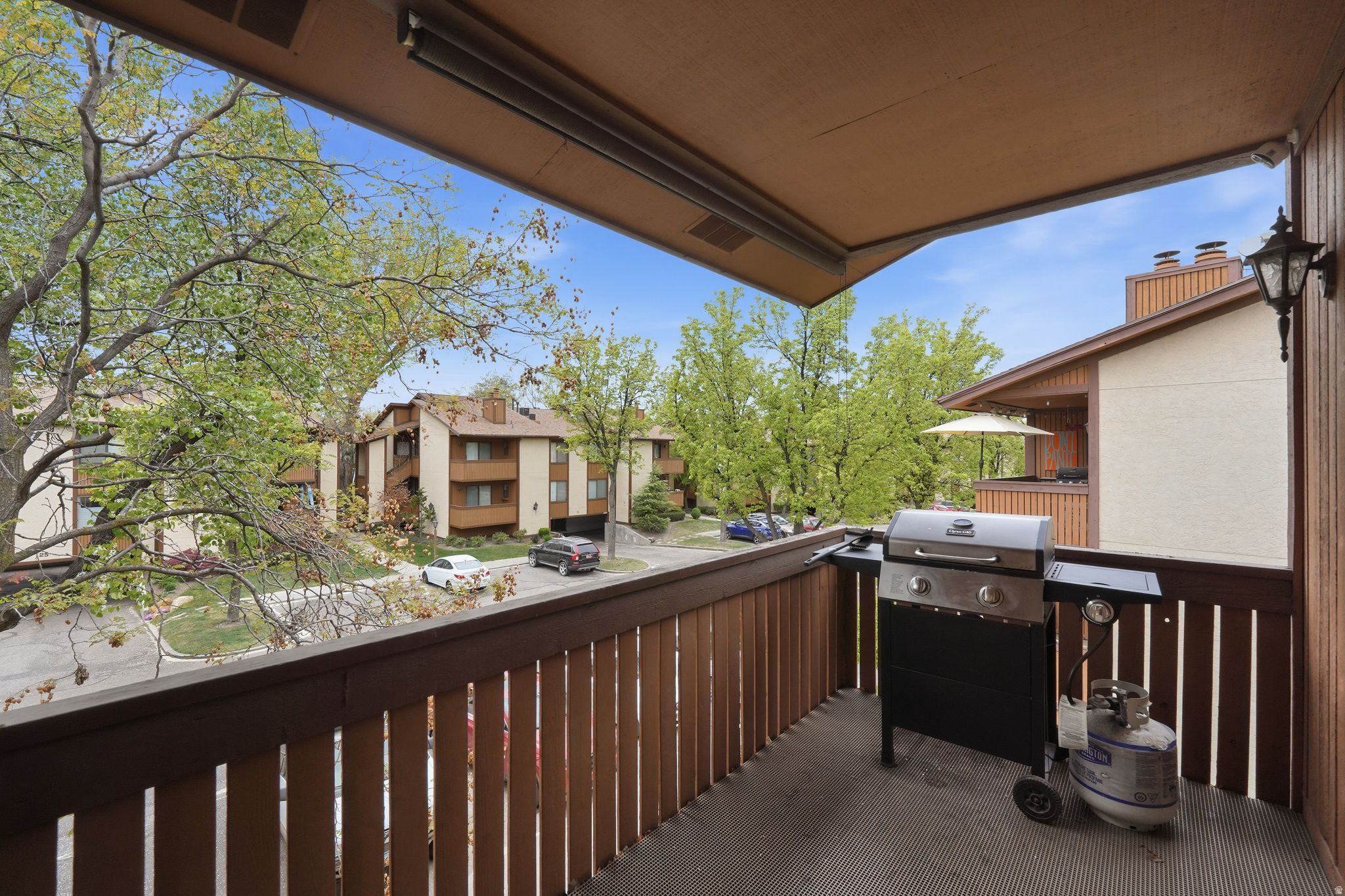 THE ORCHARD OF COUNTRY WOODS CONDO - Residential