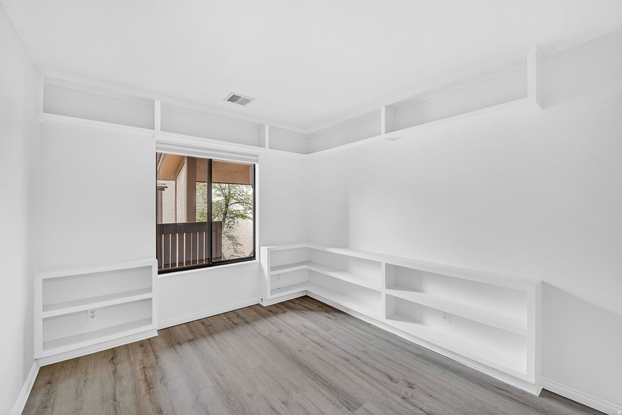 THE ORCHARD OF COUNTRY WOODS CONDO - Residential