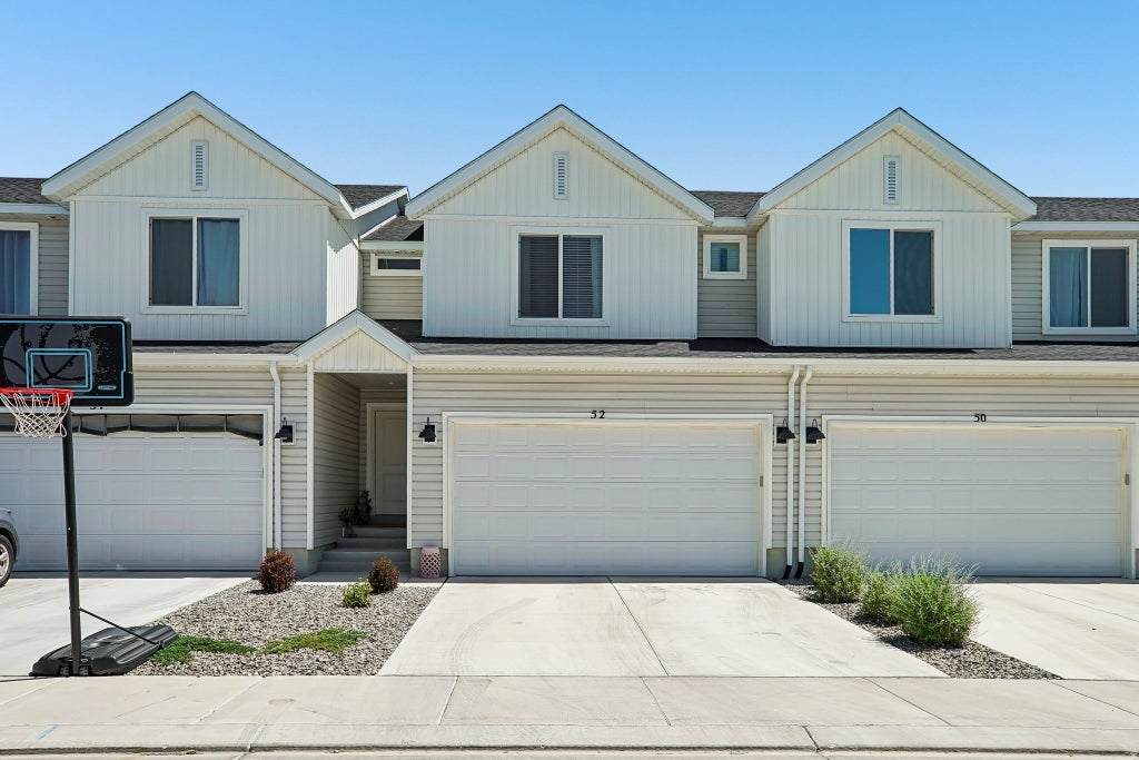Photo of 52 N WAYNE WAY W, Grantsville, UT 84029 (MLS # 2166298)