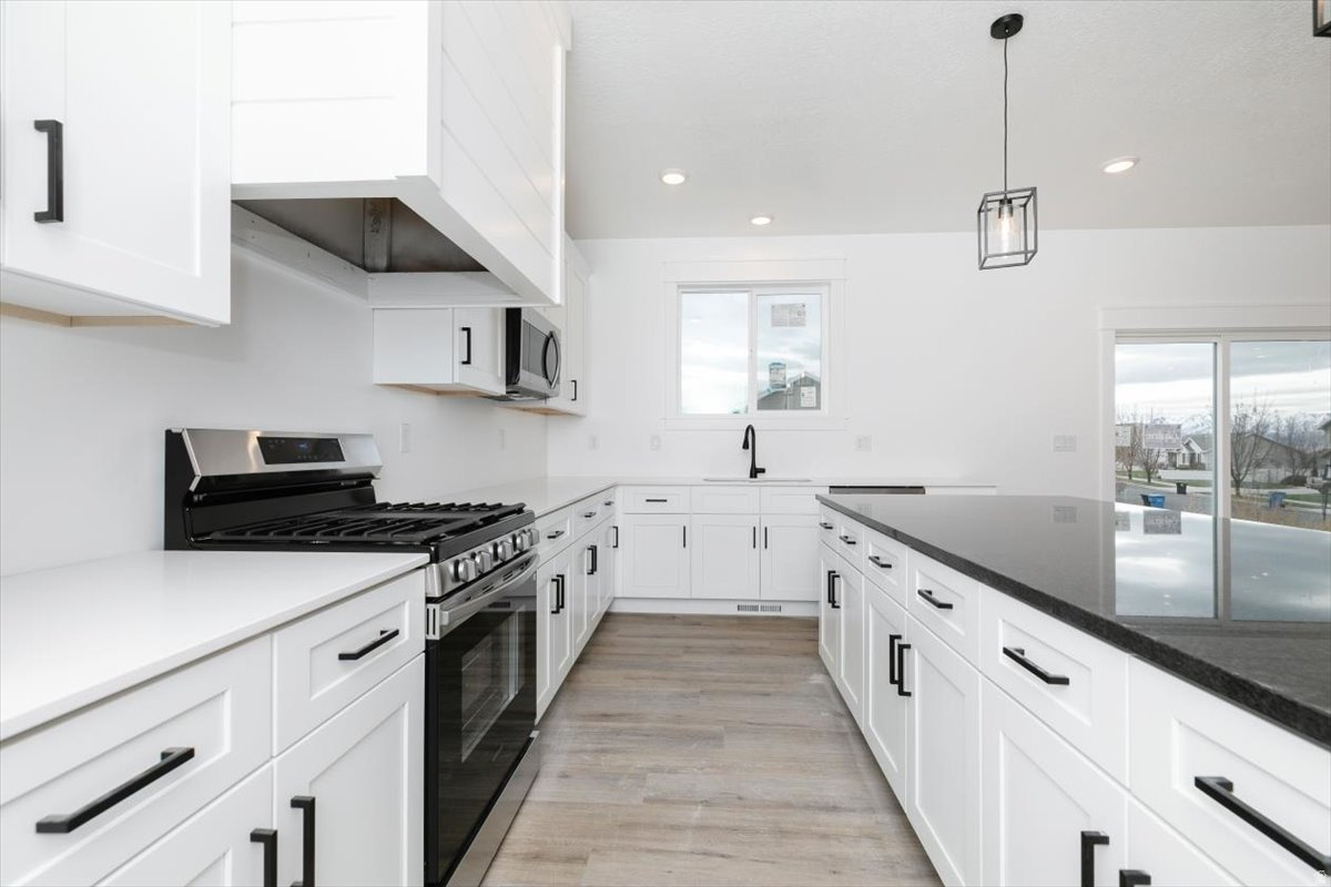 BIRCH CREEK MEADOWS - Residential