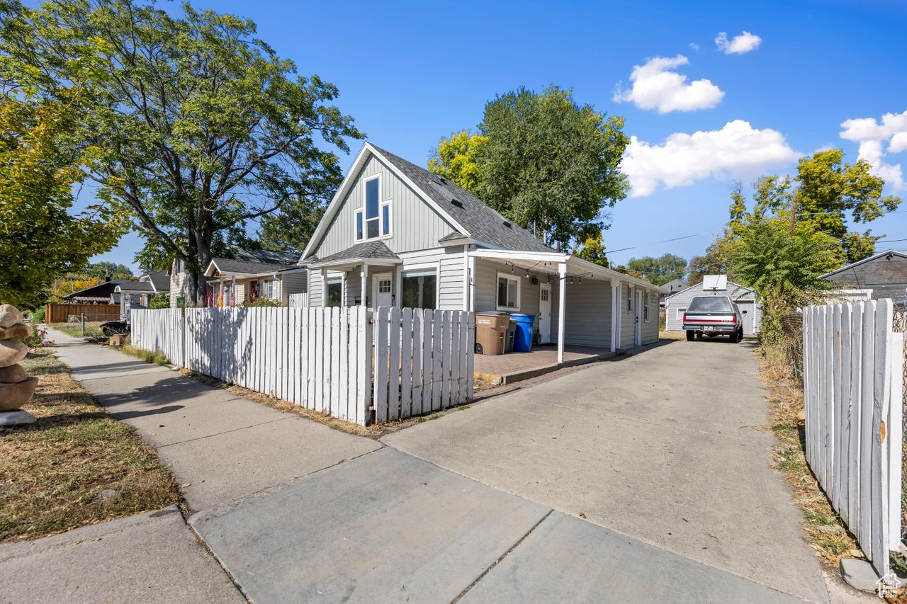 327 E Coatsville Ave, Salt Lake City, Utah image 2