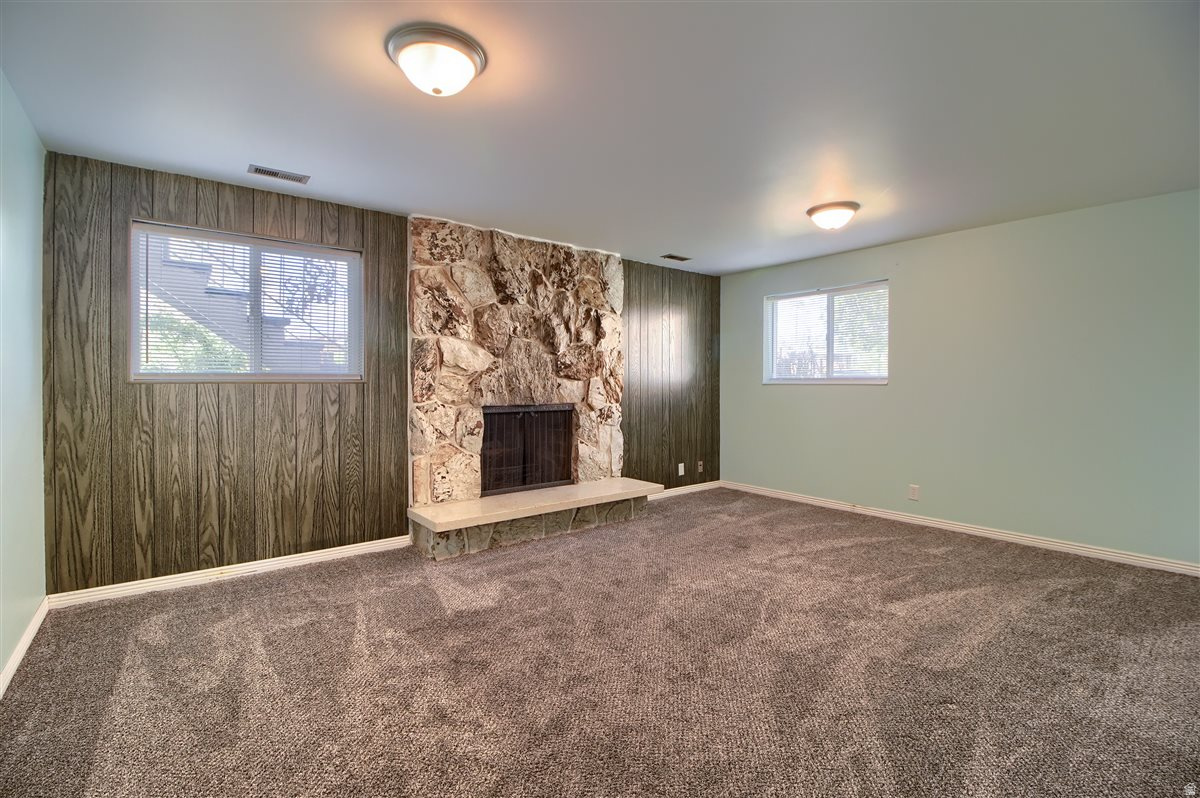 CARMEL - Residential