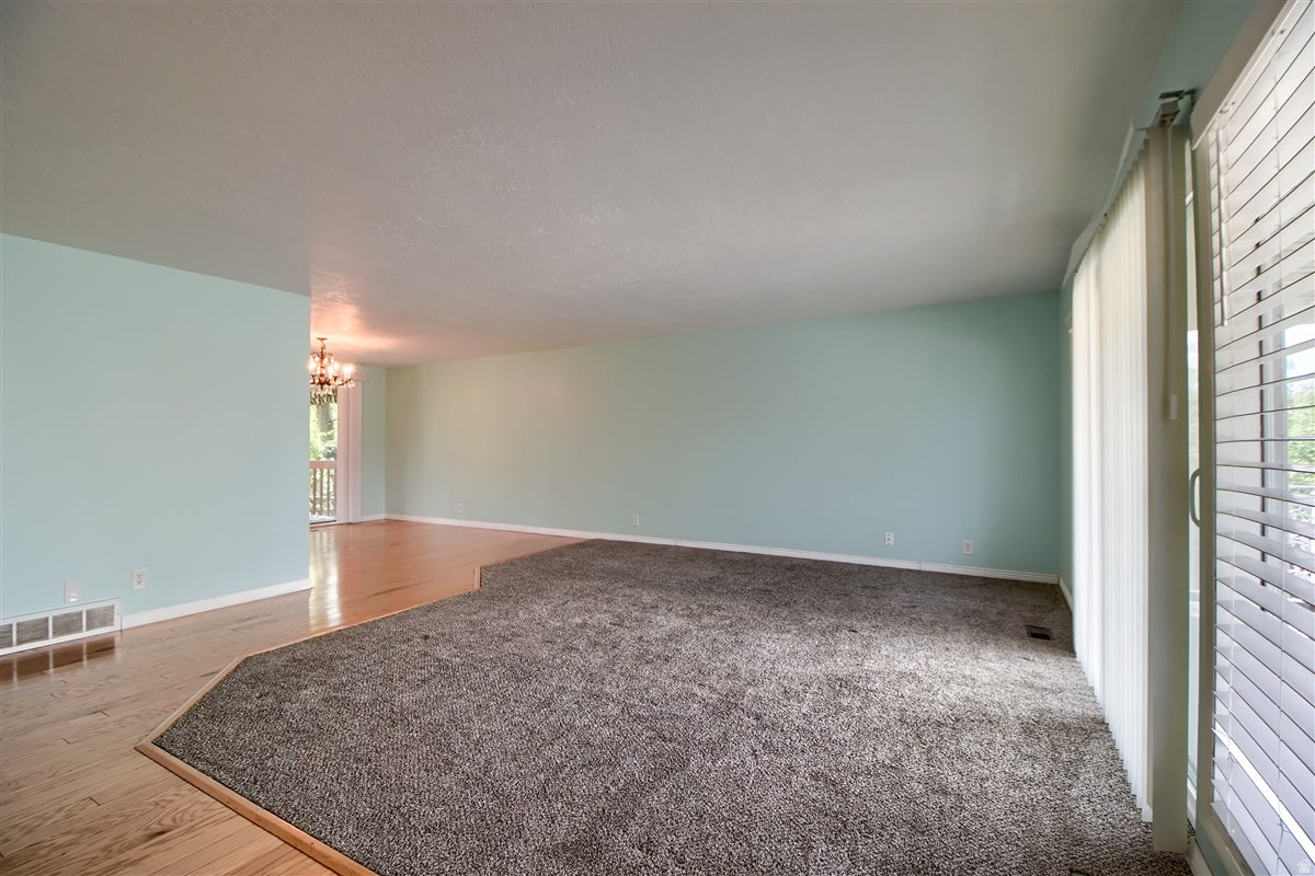 CARMEL - Residential