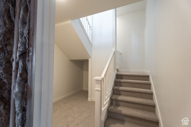 VIEWS AT ROCKWOOD - Residential