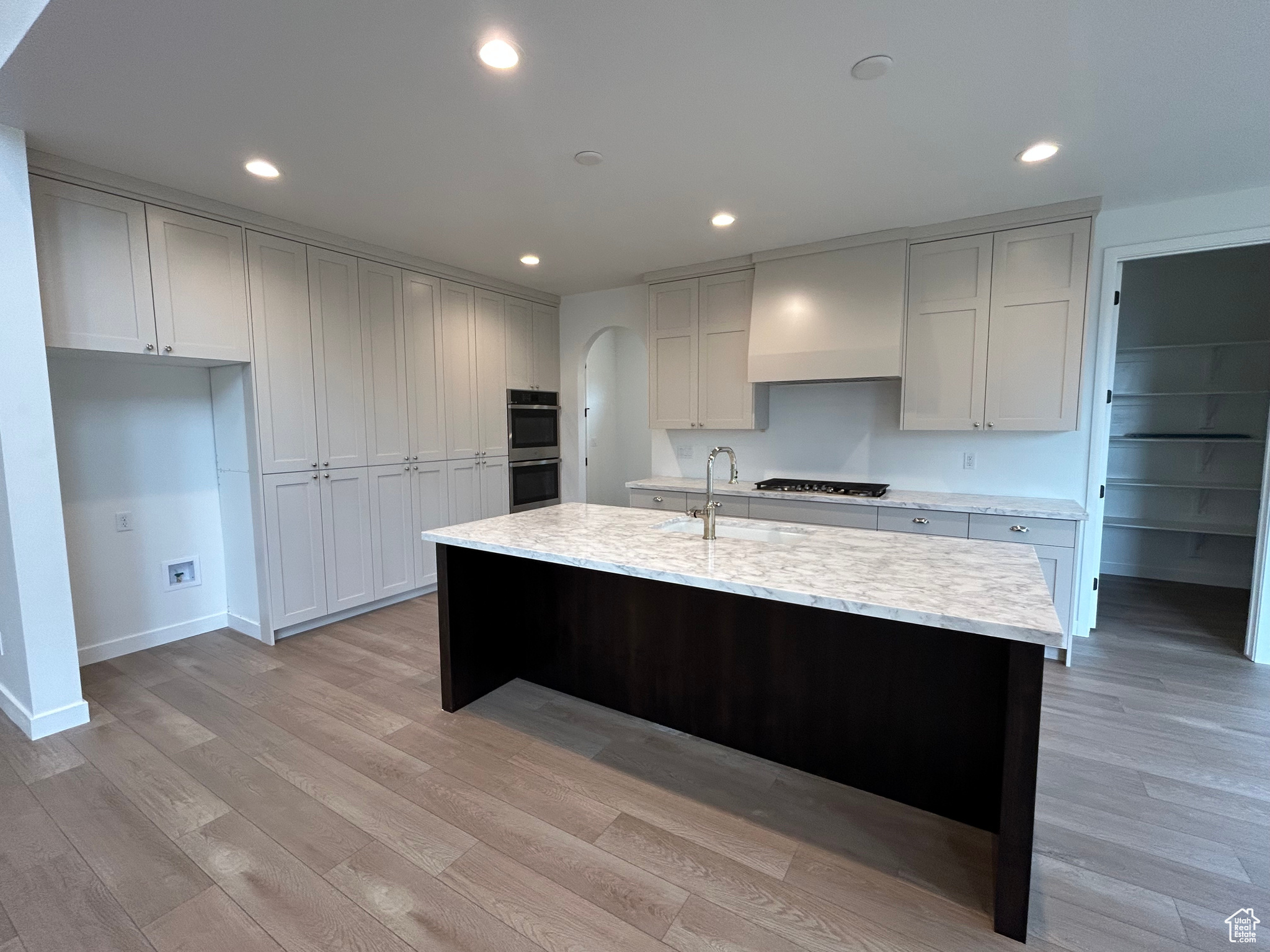VIEWS AT ROCKWOOD - Residential