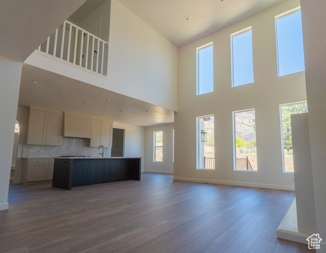 VIEWS AT ROCKWOOD - Residential