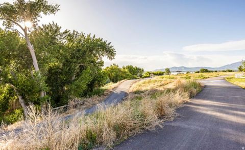 Tiny photo for 689 N 380 W, Vineyard, UT 84059 (MLS # 2143237)