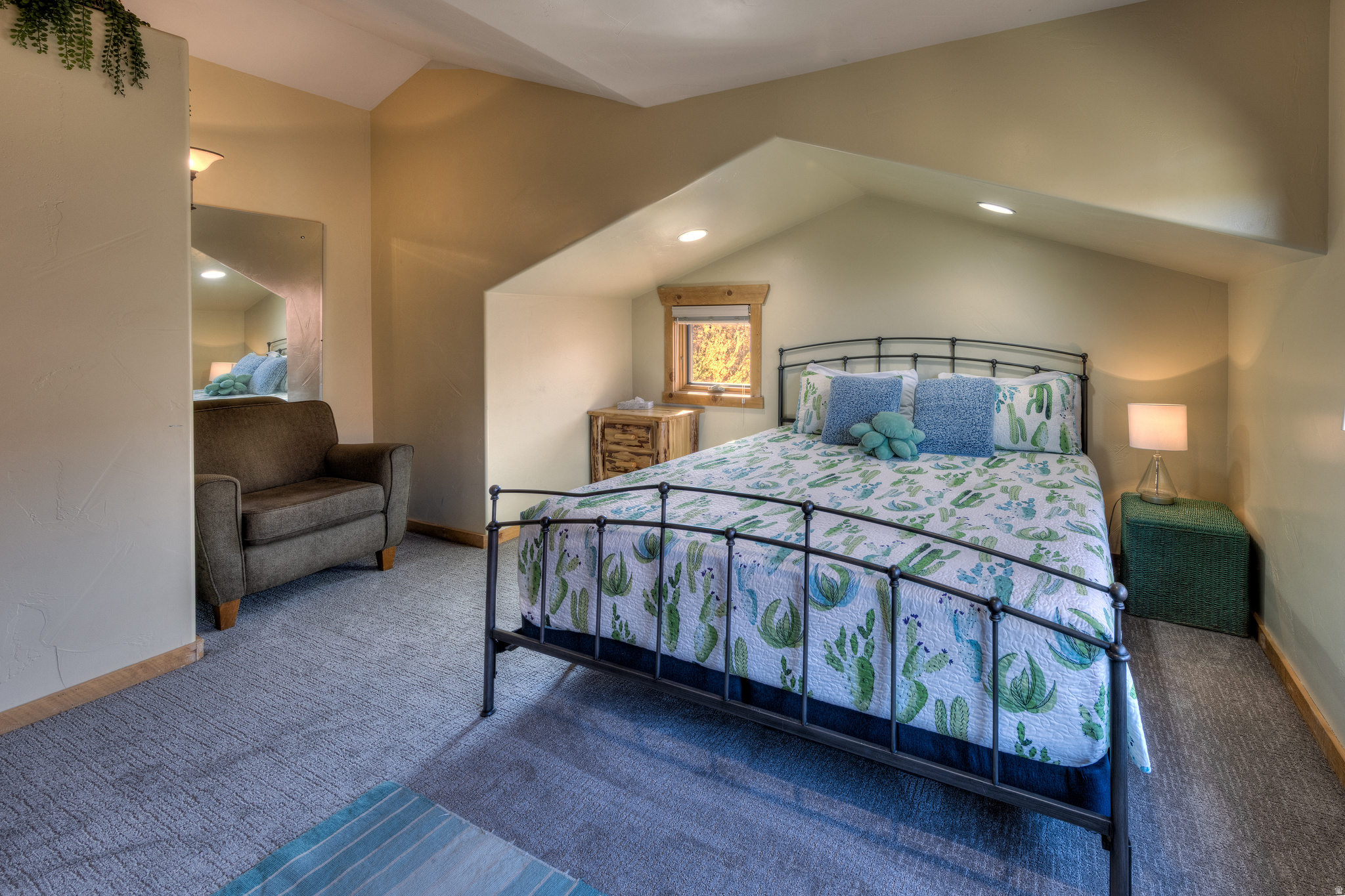 COYOTE RUN - Residential