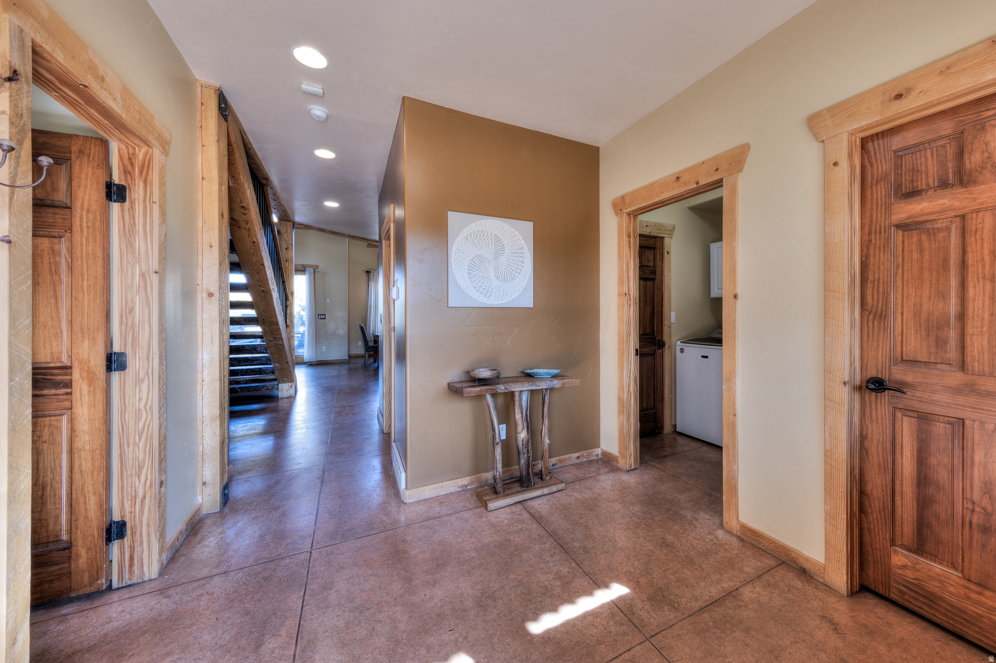 COYOTE RUN - Residential