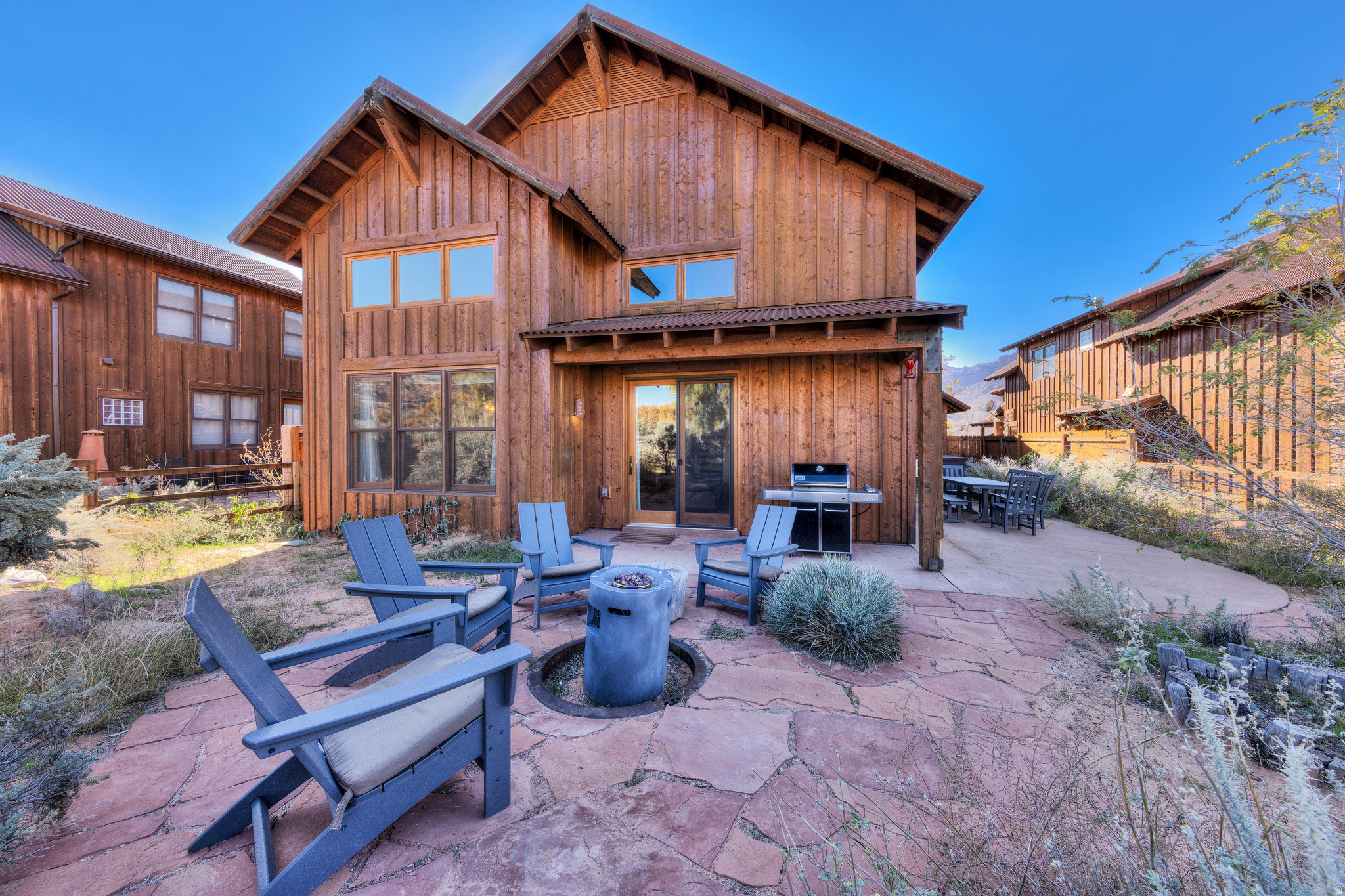 COYOTE RUN - Residential