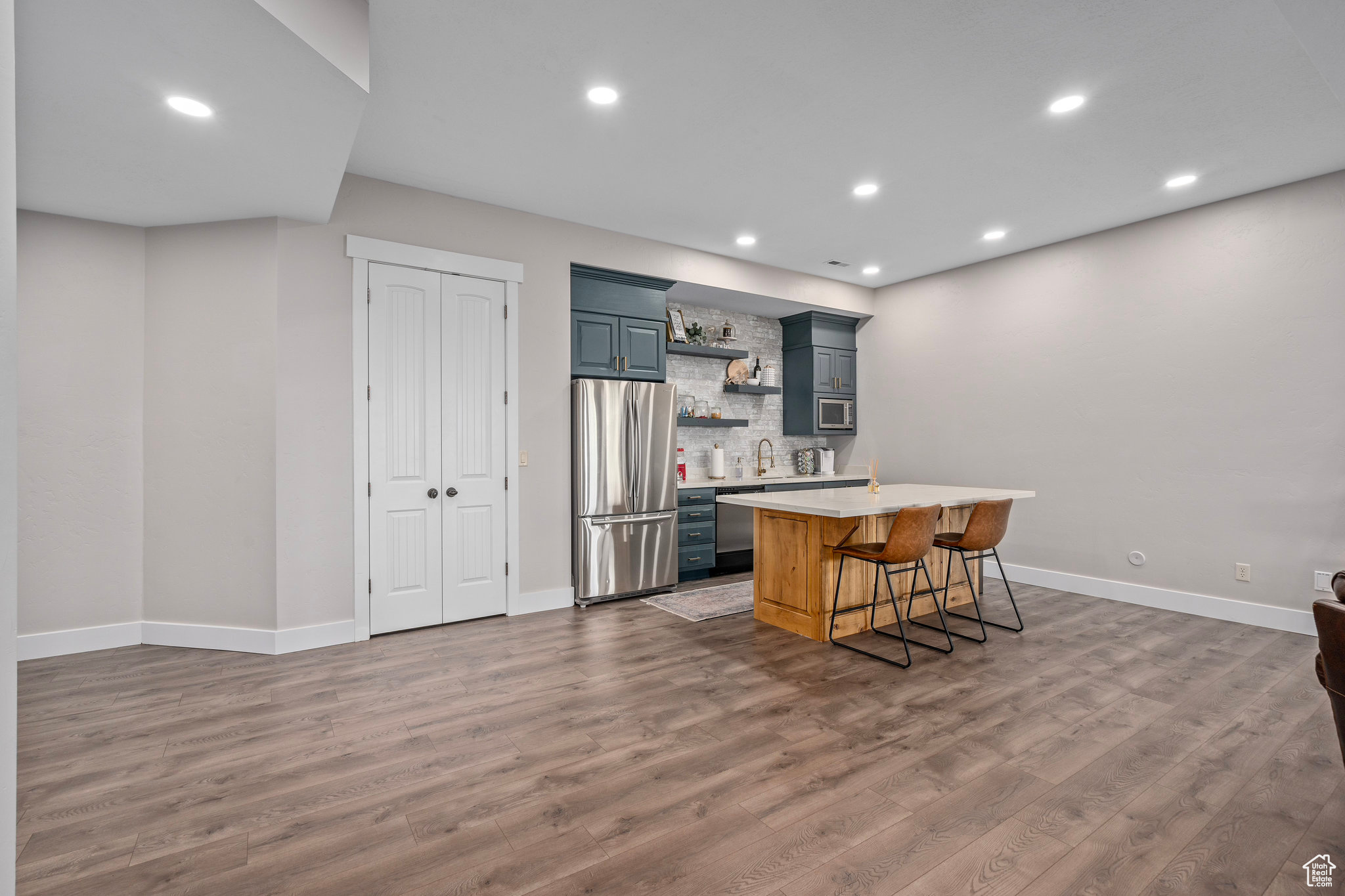 8 Snow Forest Cv, Sandy, Utah image 34