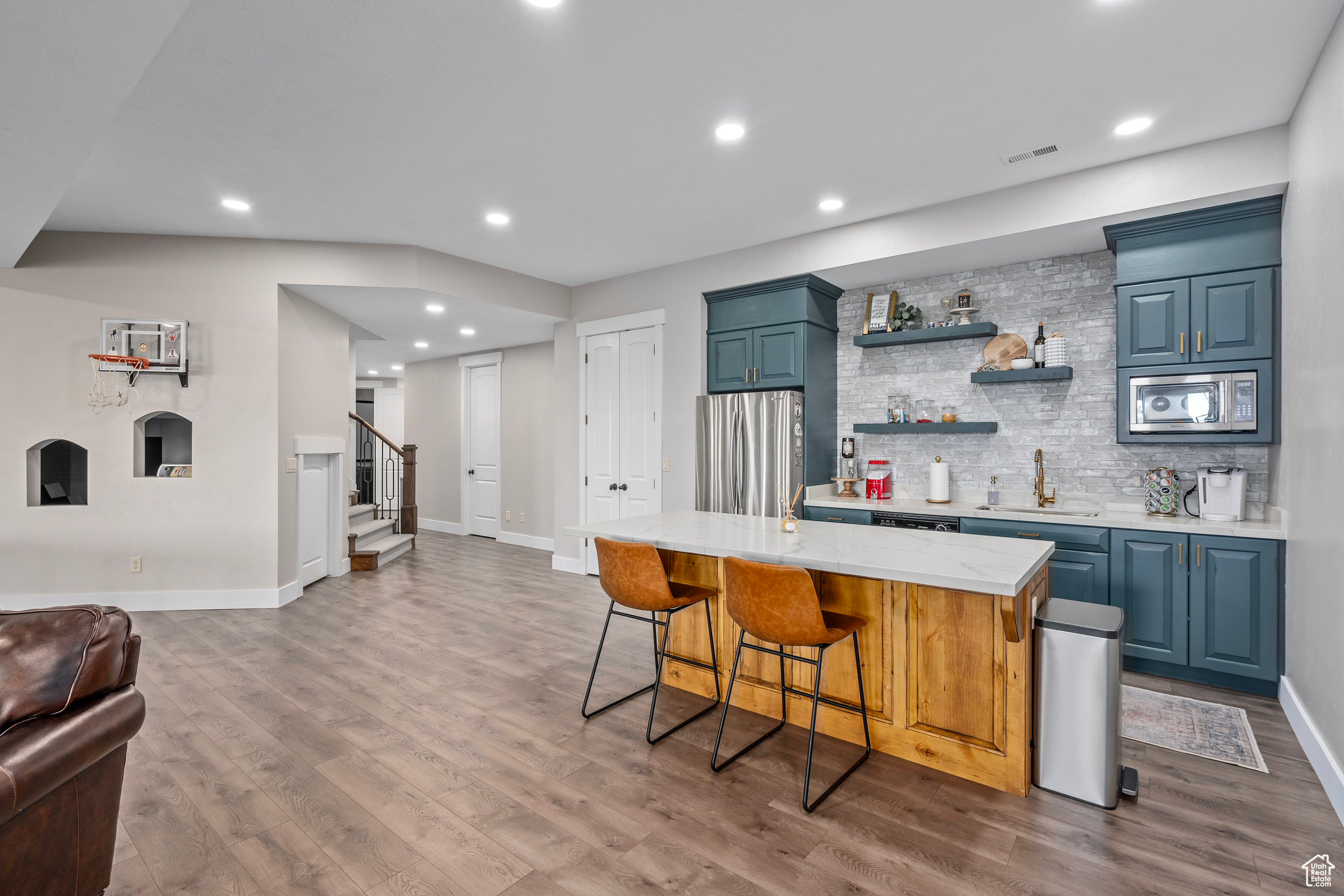8 Snow Forest Cv, Sandy, Utah image 36