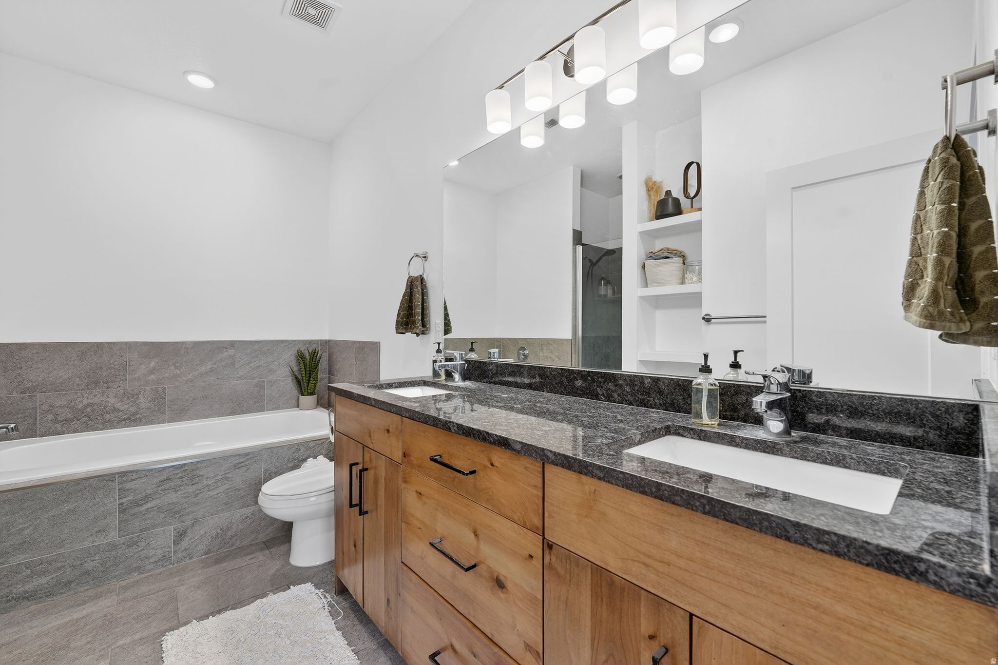 SUNRIVER TOWNHOMES - Residential