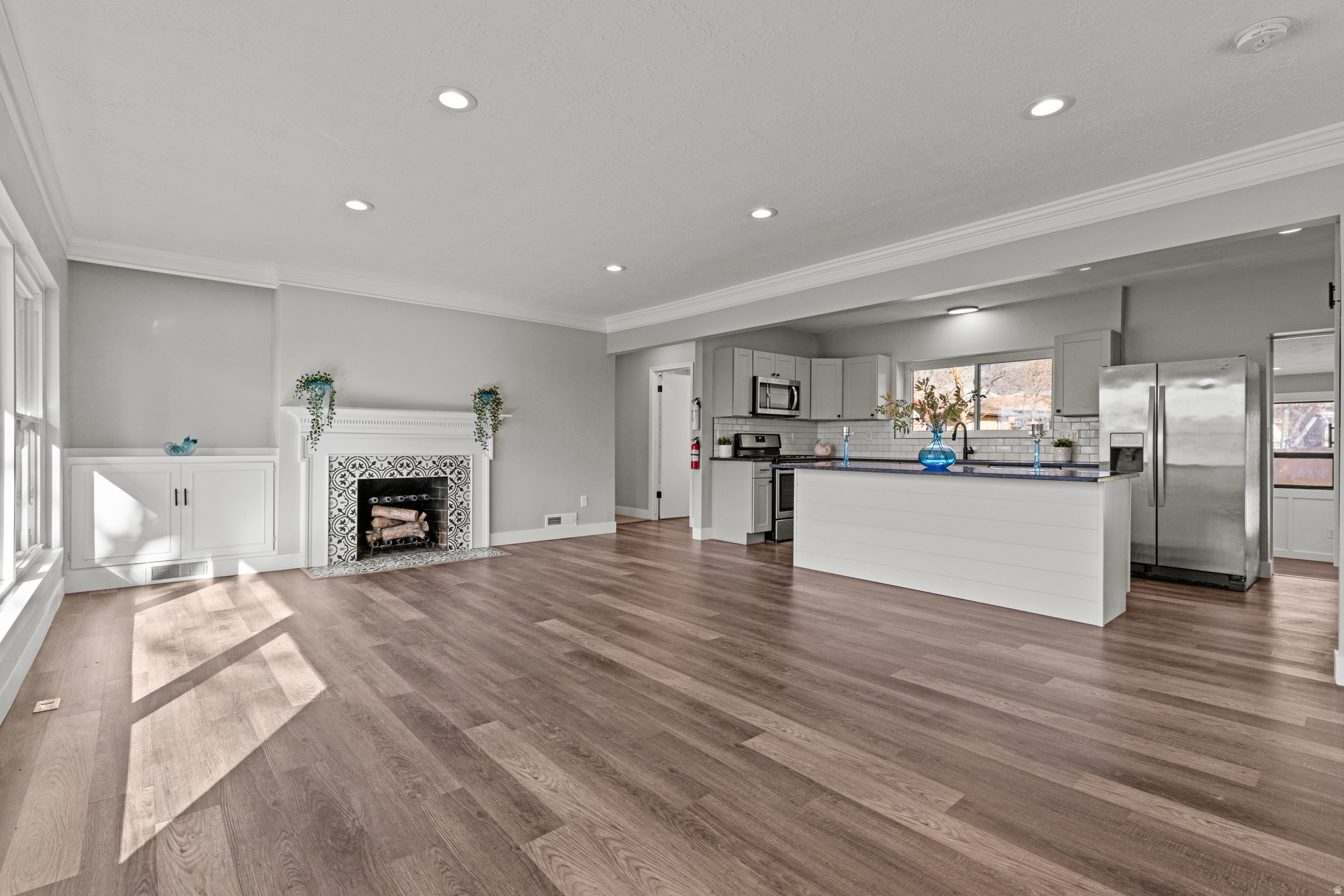 HILLCREST ADDITION - Residential