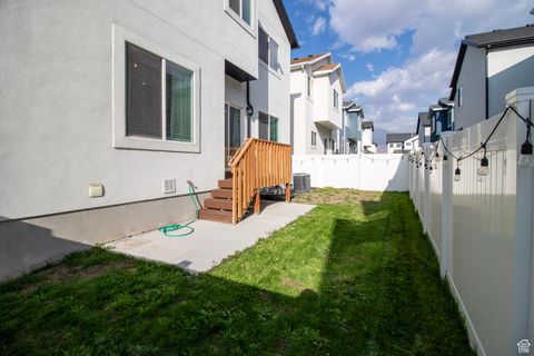 Tiny photo for 422 E 360 N, Vineyard, UT 84059 (MLS # 2119522)