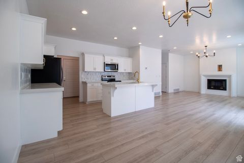 Tiny photo for 422 E 360 N, Vineyard, UT 84059 (MLS # 2119522)