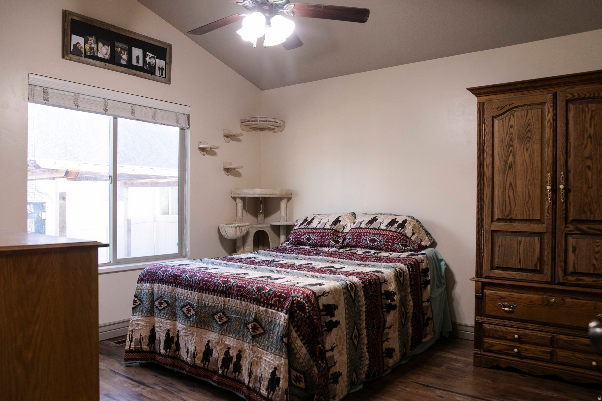 EAGLE POINT - Residential