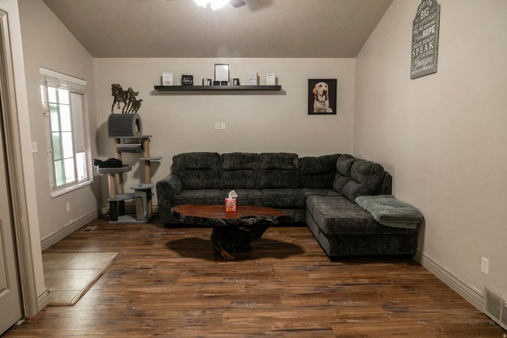 Photo of 1534 E SHADOW DR N, Eagle Mountain, UT 84005 (MLS # 2149457)