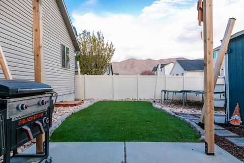 Tiny photo for 1534 E SHADOW DR N, Eagle Mountain, UT 84005 (MLS # 2149457)
