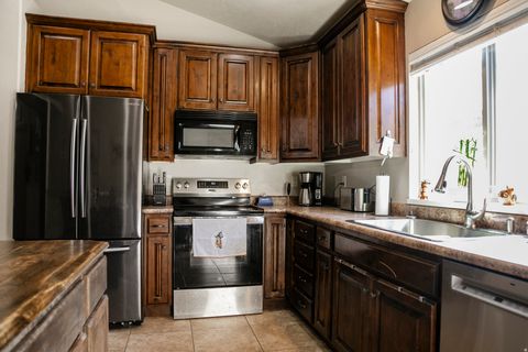 Tiny photo for 1534 E SHADOW DR N, Eagle Mountain, UT 84005 (MLS # 2149457)