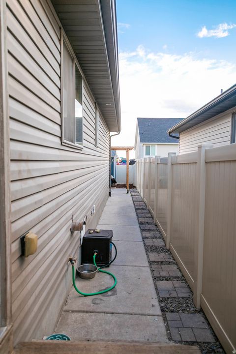 Tiny photo for 1534 E SHADOW DR N, Eagle Mountain, UT 84005 (MLS # 2149457)