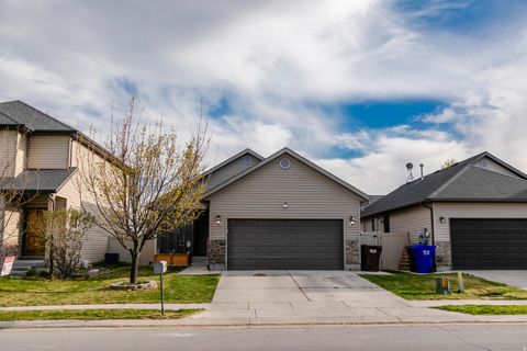 Tiny photo for 1534 E SHADOW DR N, Eagle Mountain, UT 84005 (MLS # 2149457)