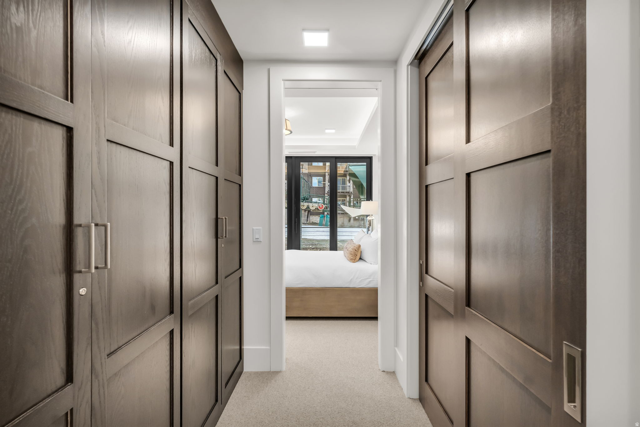 EMPIRE RESIDENCES - Residential