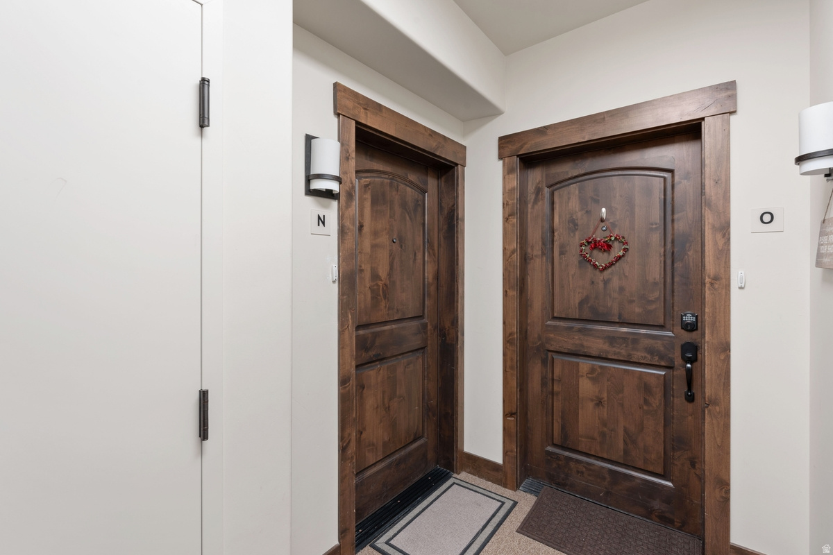 BLACK ROCK RIDGE - Residential