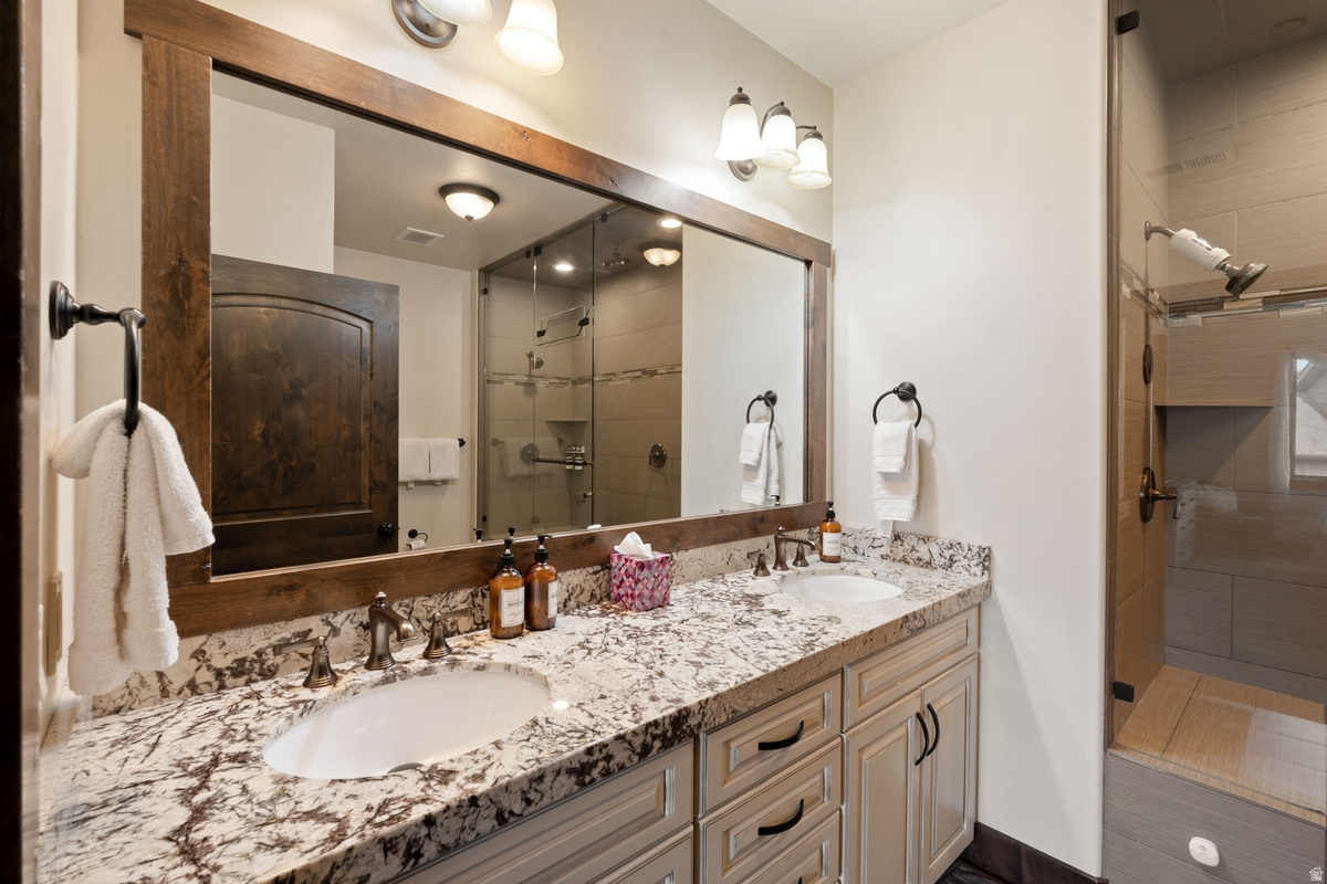 BLACK ROCK RIDGE - Residential