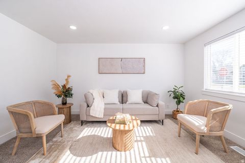 Photo of 542 29TH ST, Ogden, UT 84403 (MLS # 2135088)