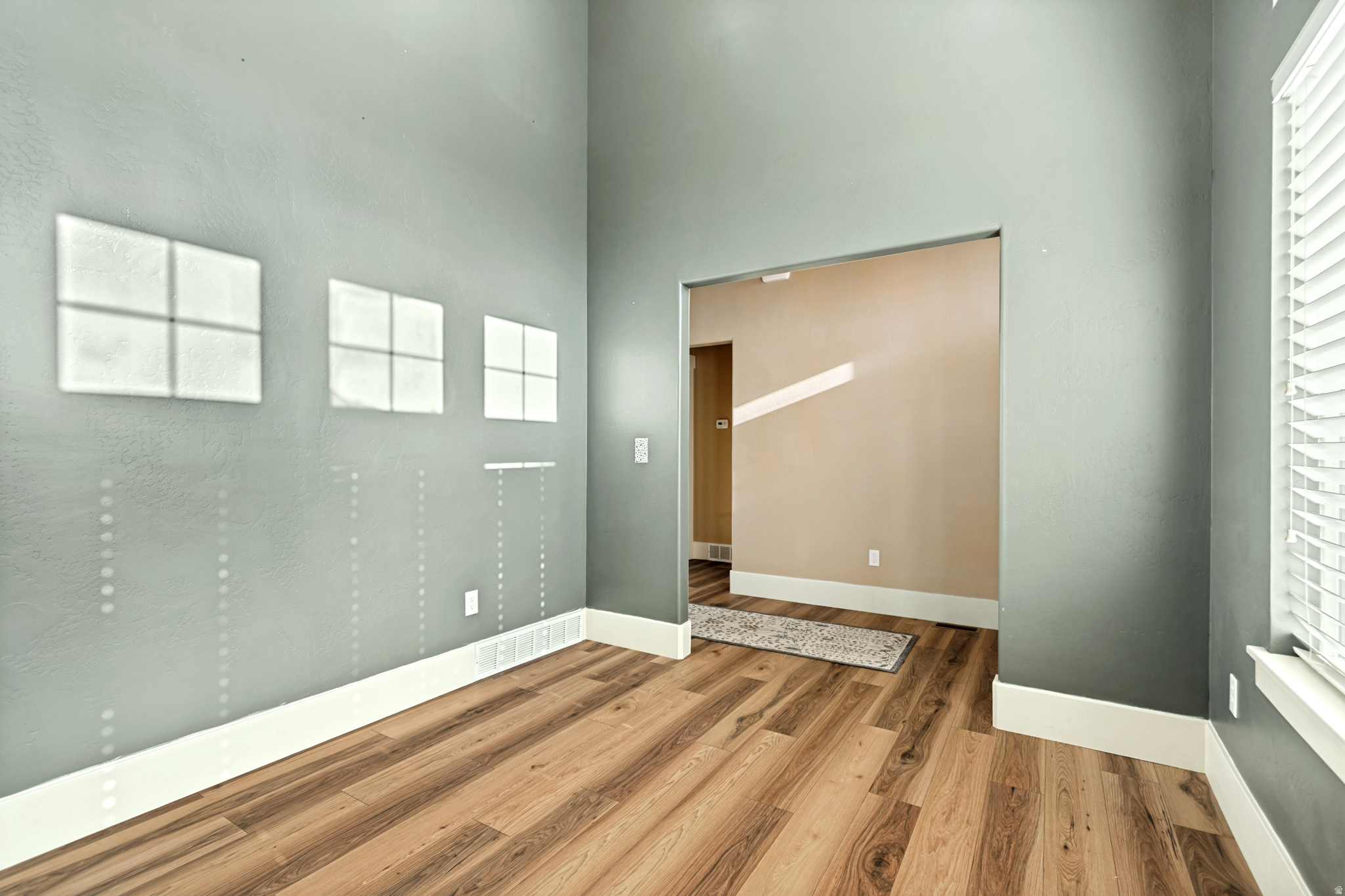PINNACLE ACRE - Residential