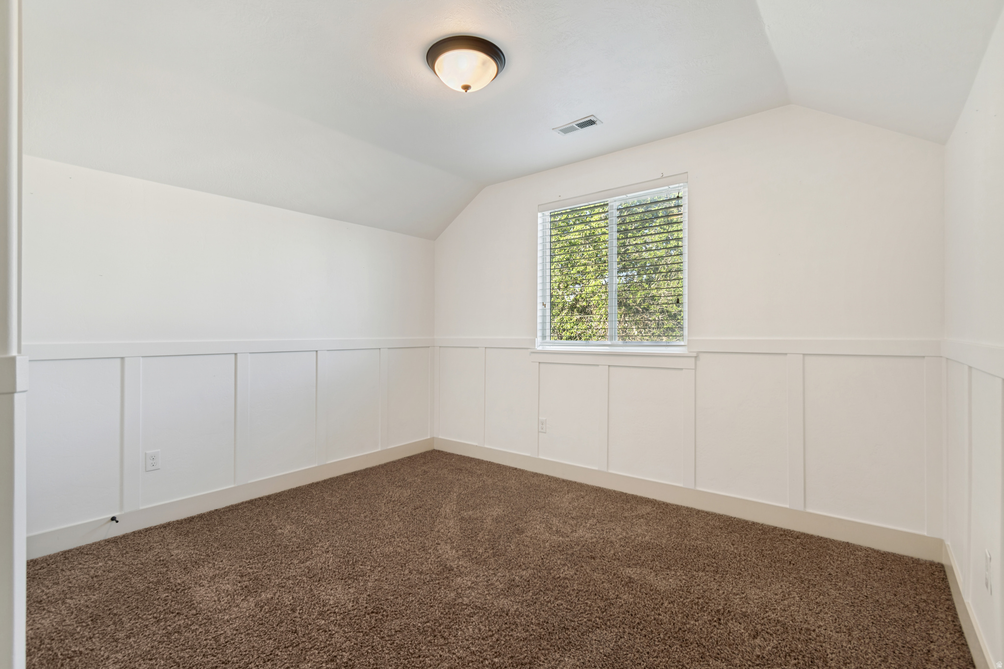 PINNACLE ACRE - Residential