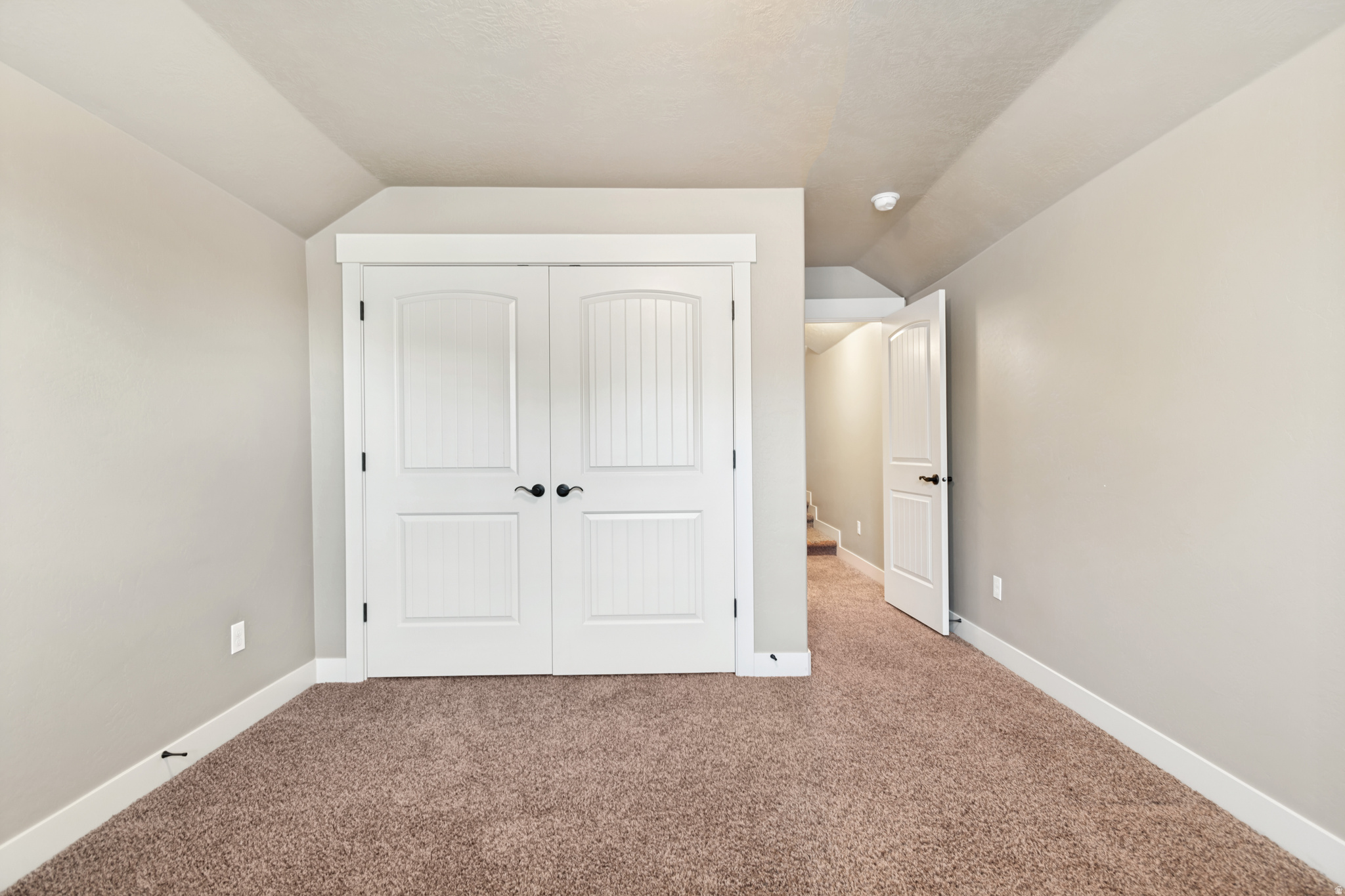 PINNACLE ACRE - Residential