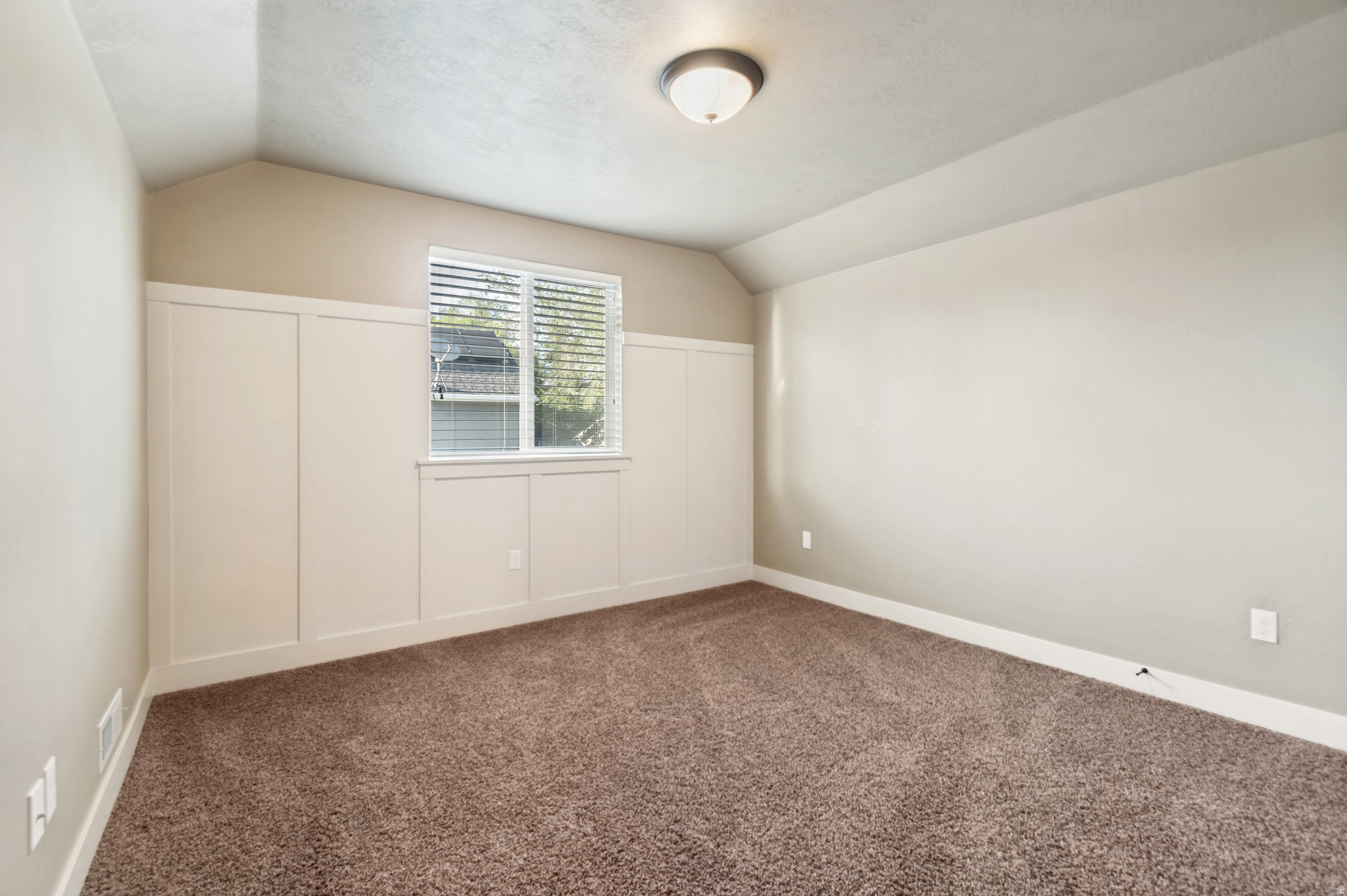 PINNACLE ACRE - Residential