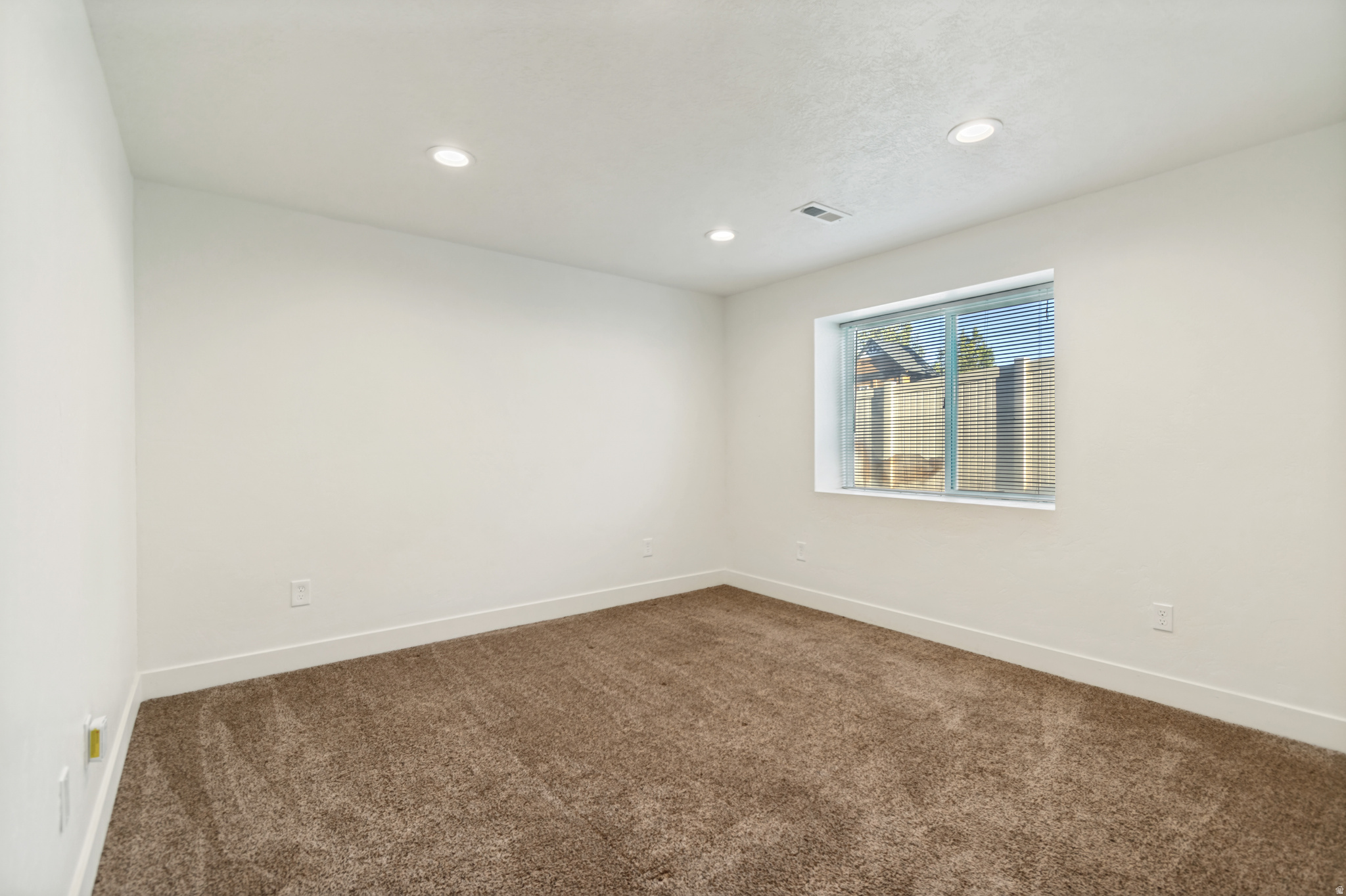 PINNACLE ACRE - Residential