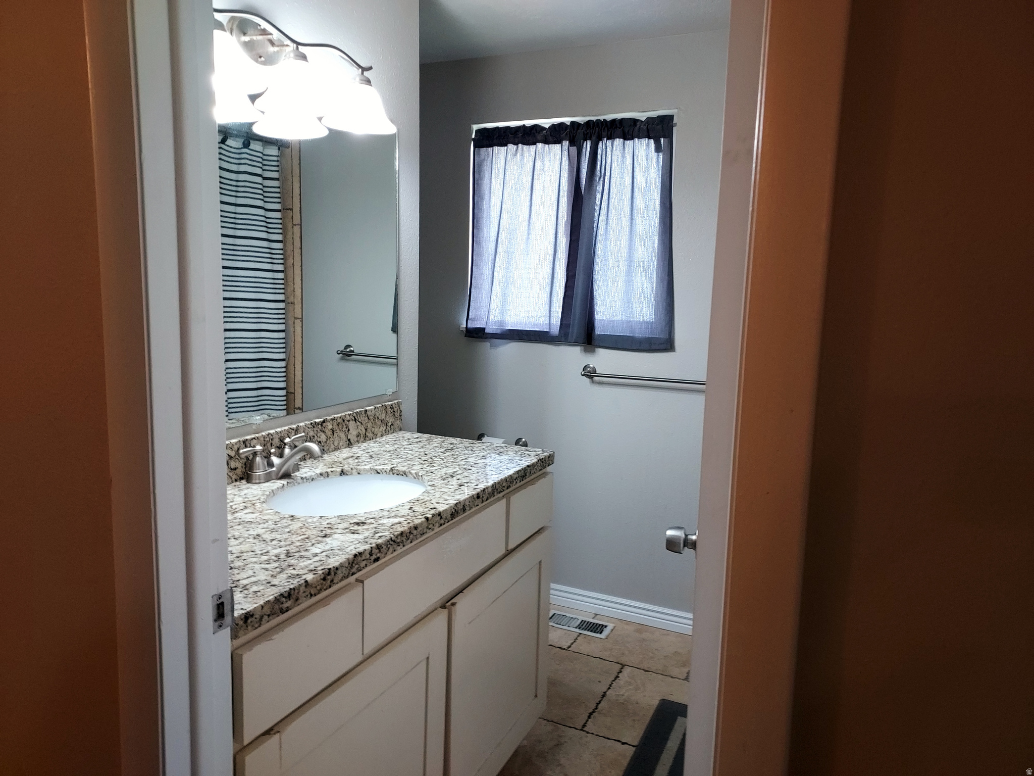 FOOTHILLS SUBD - Residential