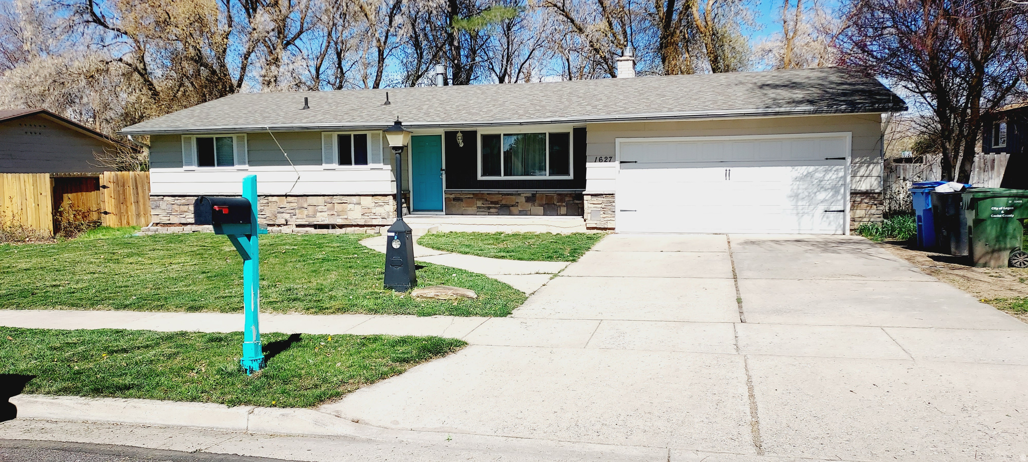 FOOTHILLS SUBD - Residential